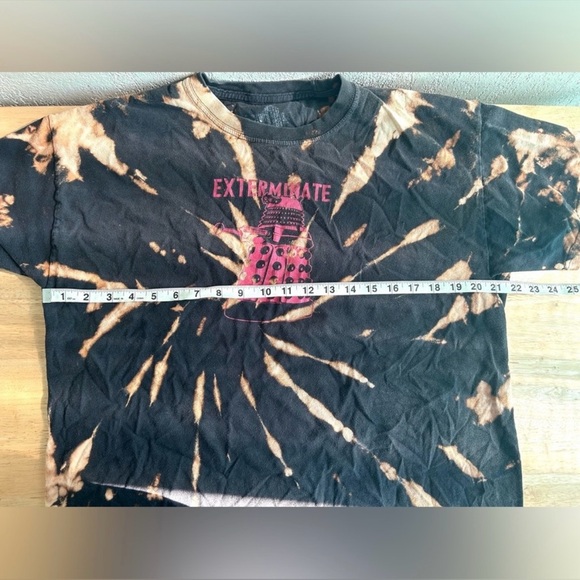 Dr. Who Brand Bleach Splattered Graphic Tee - Picture 6 of 7